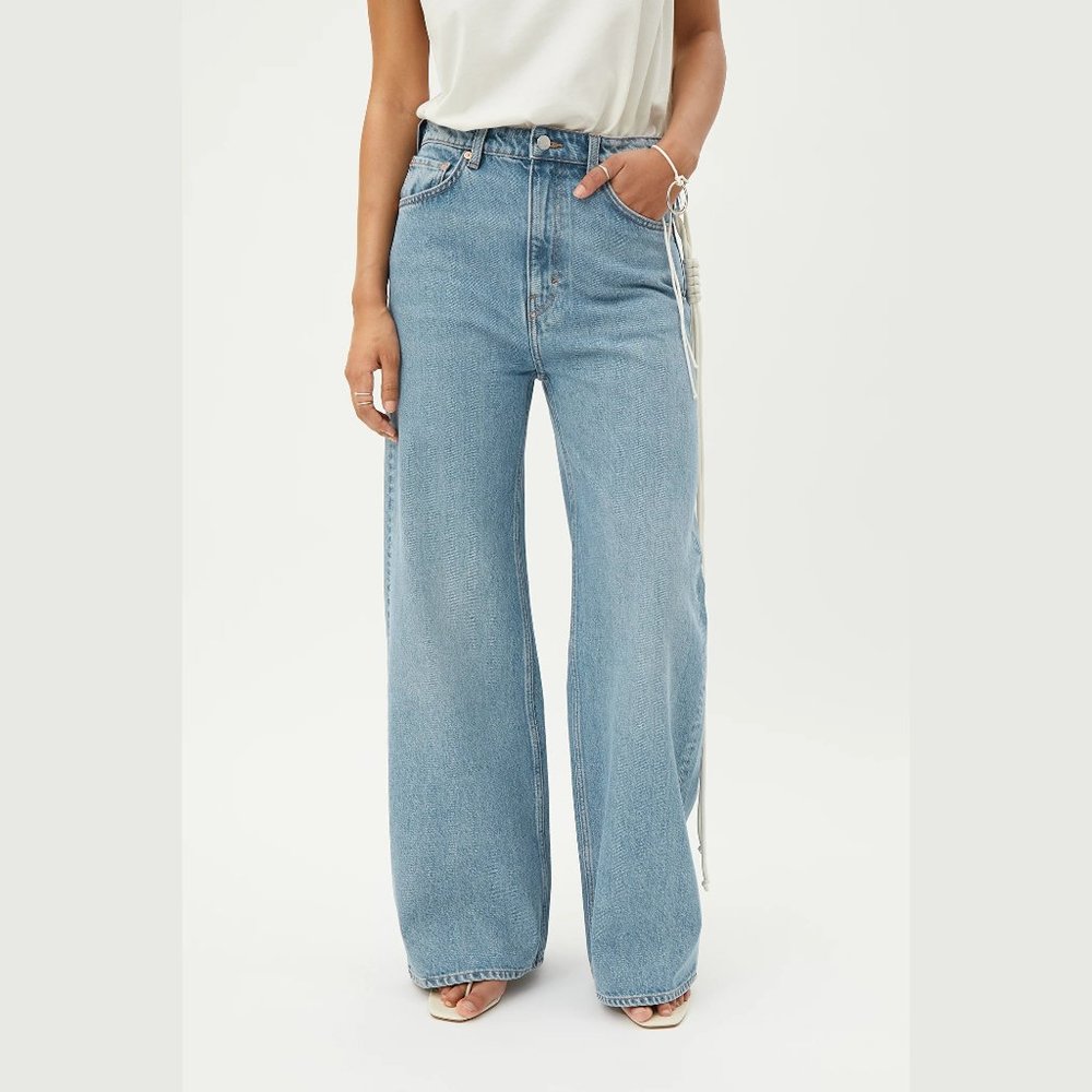 Weekday Ace High Wide Jeans - 100% organic + recycled cotton